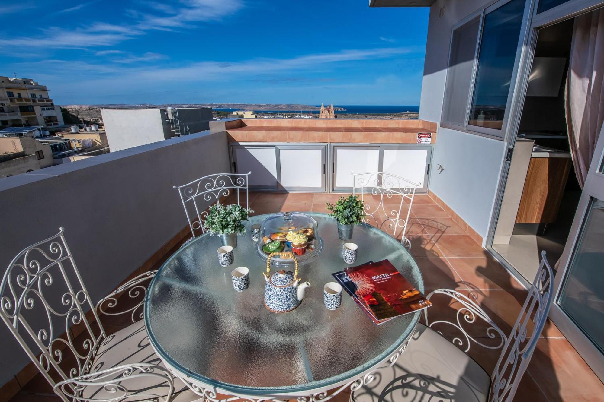 דירות מליאהה Francis Flats Modern Penthouse מראה חיצוני תמונה