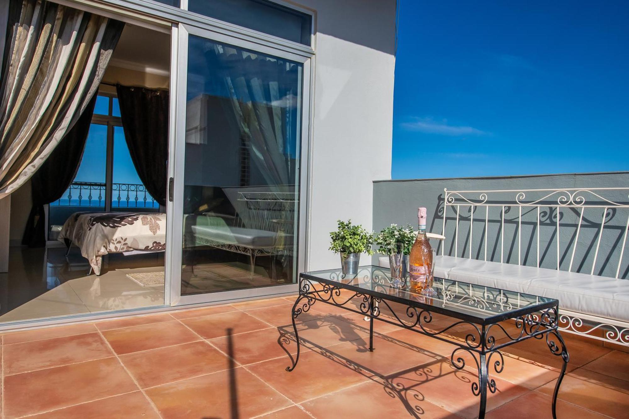דירות מליאהה Francis Flats Modern Penthouse מראה חיצוני תמונה